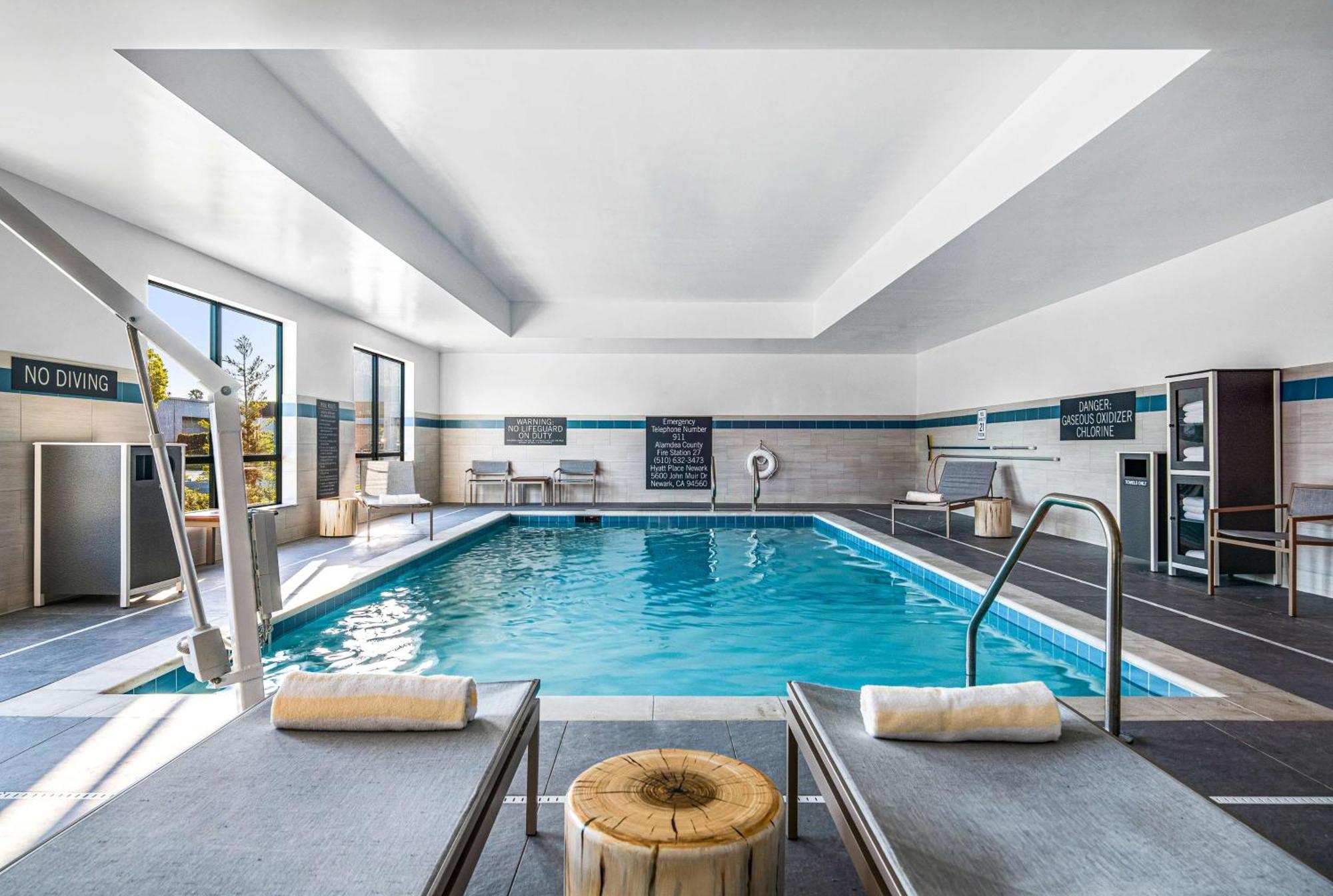 Hyatt Place Newark-Silicon Valley エクステリア 写真