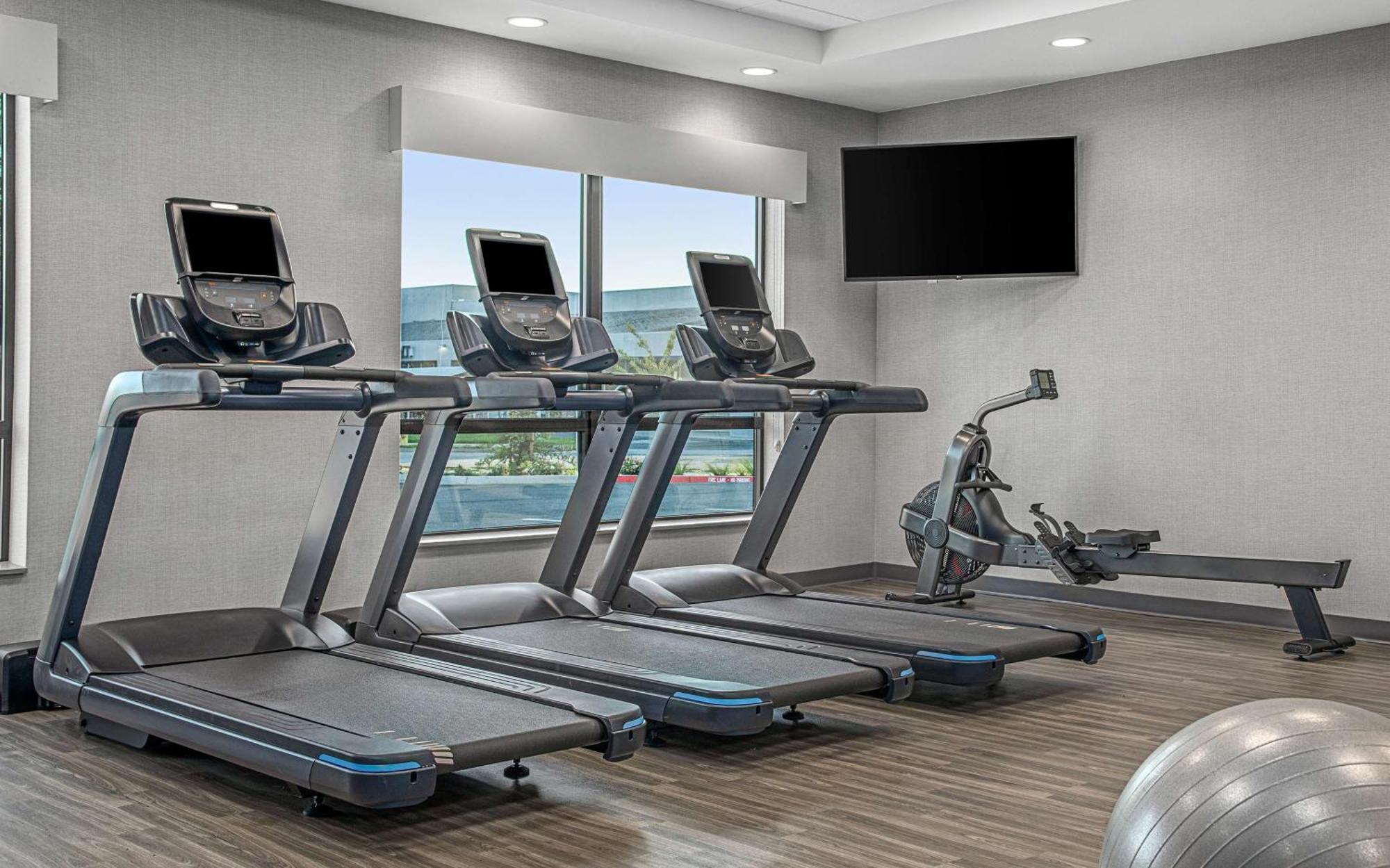 Hyatt Place Newark-Silicon Valley エクステリア 写真