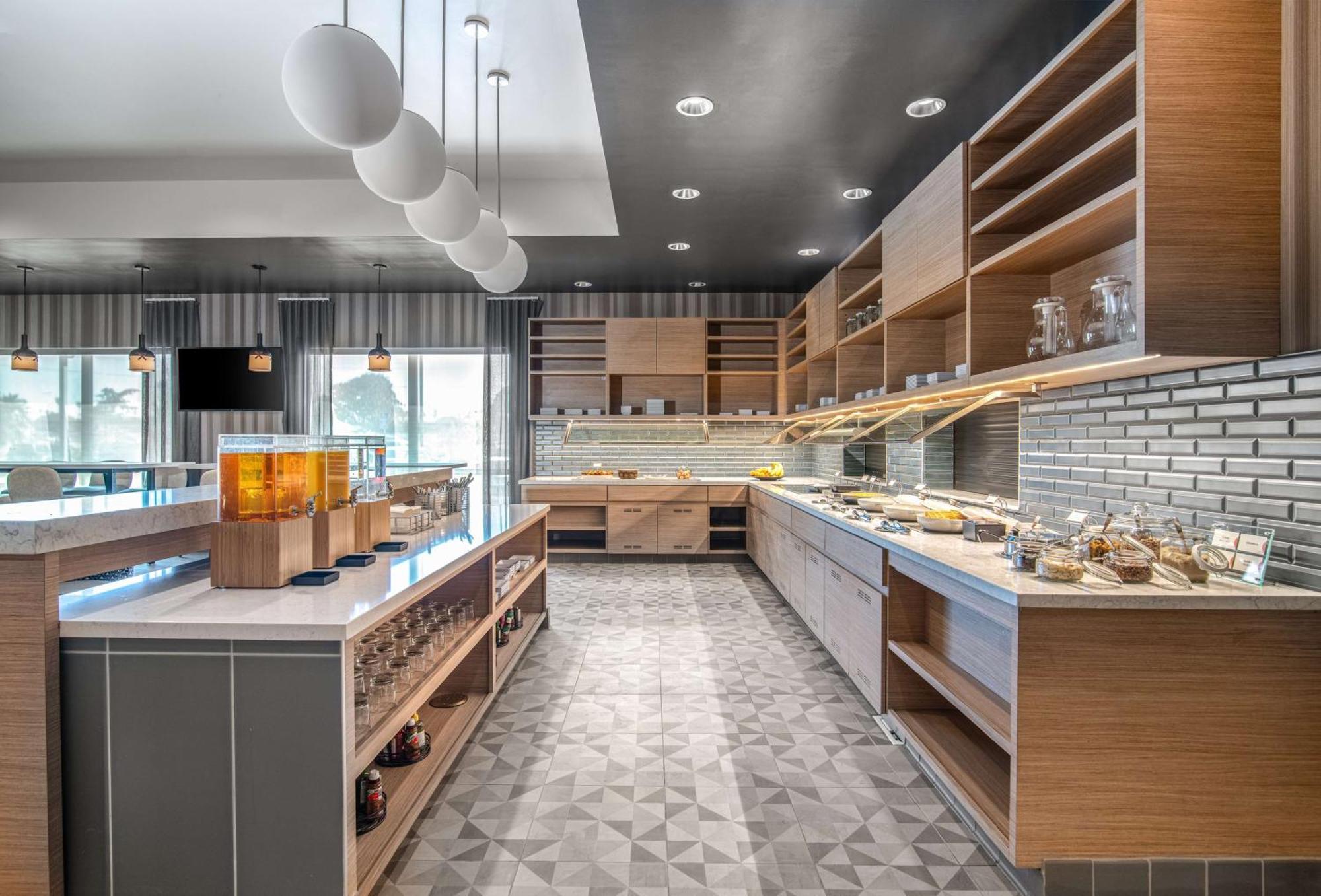 Hyatt Place Newark-Silicon Valley エクステリア 写真