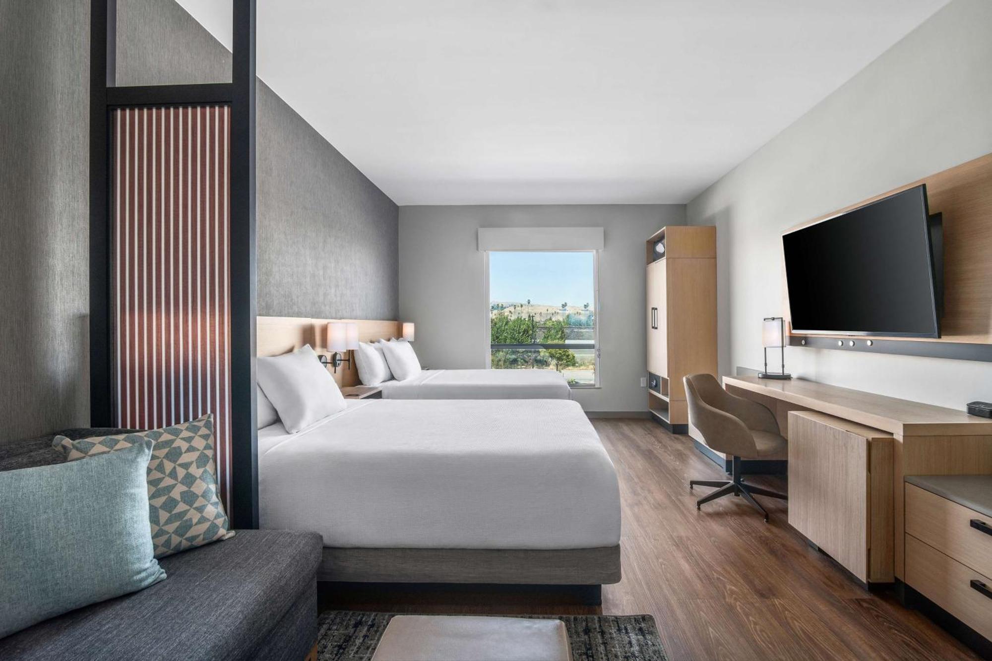 Hyatt Place Newark-Silicon Valley エクステリア 写真