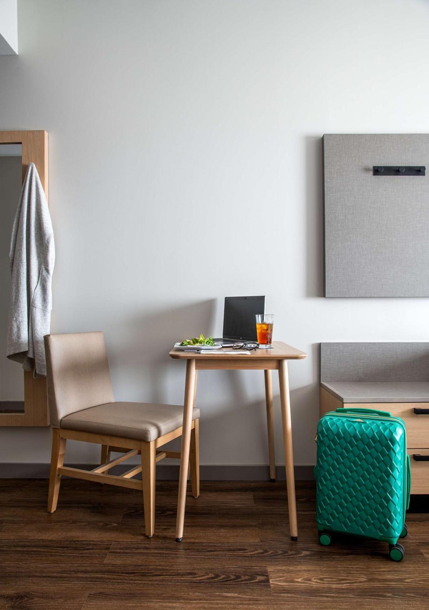 Hyatt Place Newark-Silicon Valley エクステリア 写真